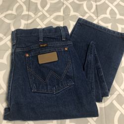 32x34 Wrangler 5-pocket Jeans