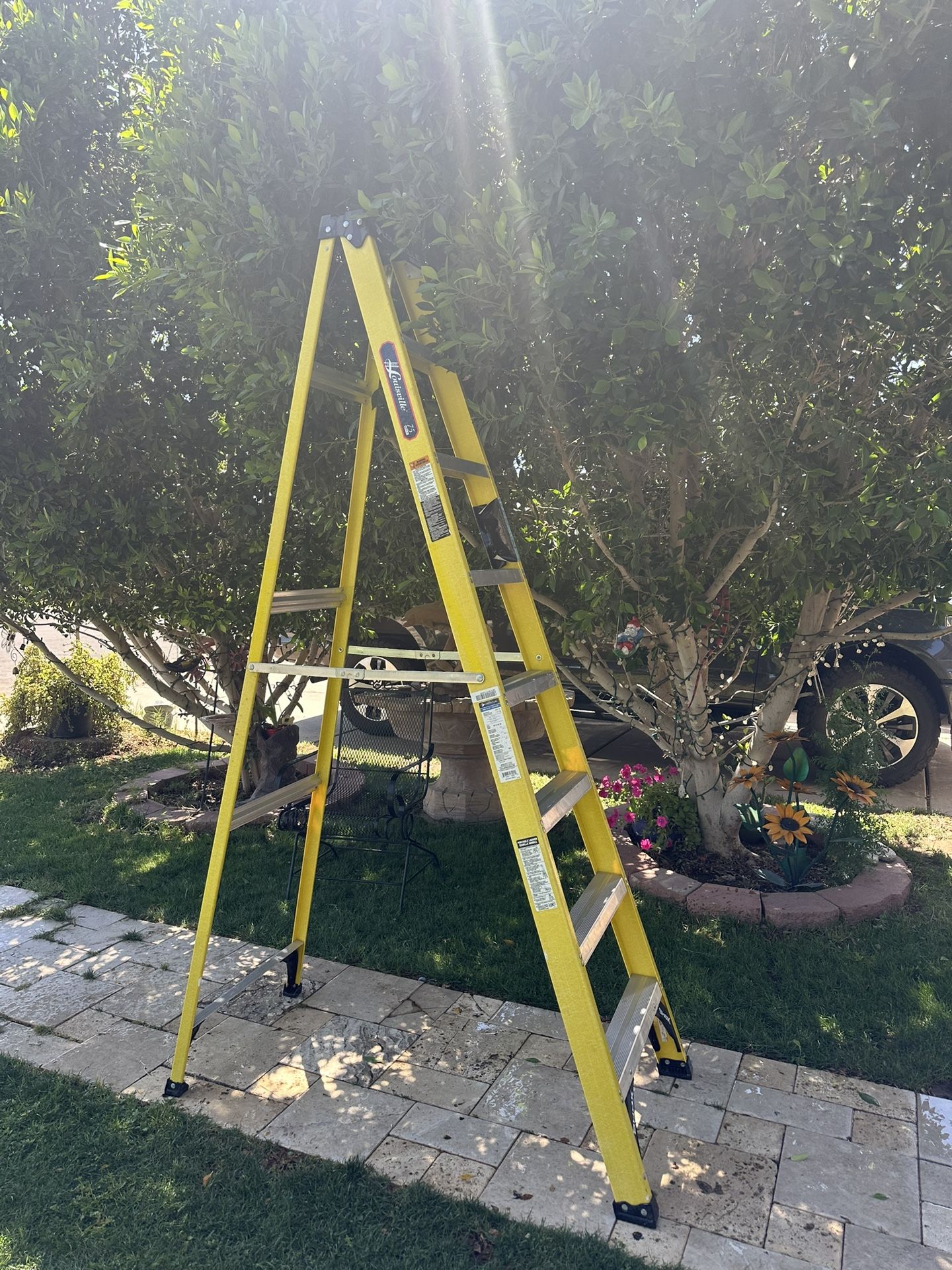 Louisville 8ft Step Ladder