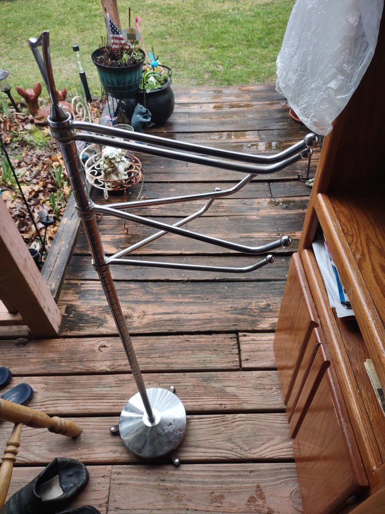Heavy Metal Drying Rack For Storage Of Blankets, Quilts