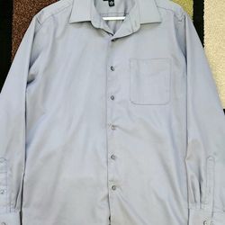 George dress up shirt gray dress up button-up shirt size M. Neck size is 15 - 15 1/2. Sleeve size is 34-35