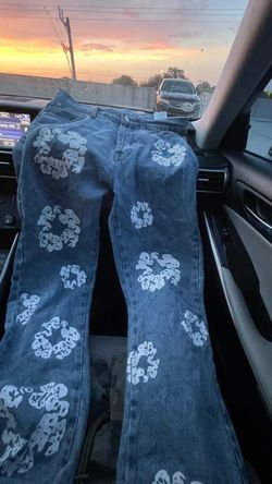 Denim Jeans with Floral Graphic Print