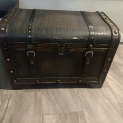Vintage Trunk Pottery barn