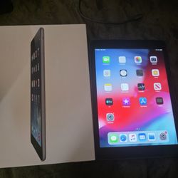 Ipad Air1 64gb Plus Cellular With The Box 