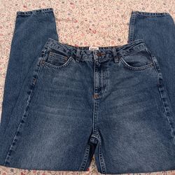 Ladies Urban Outfitters BDG MOM Jeans