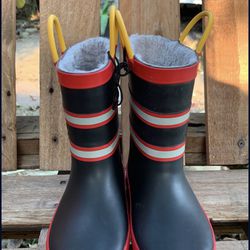 Boy Rain boots Size 9/10