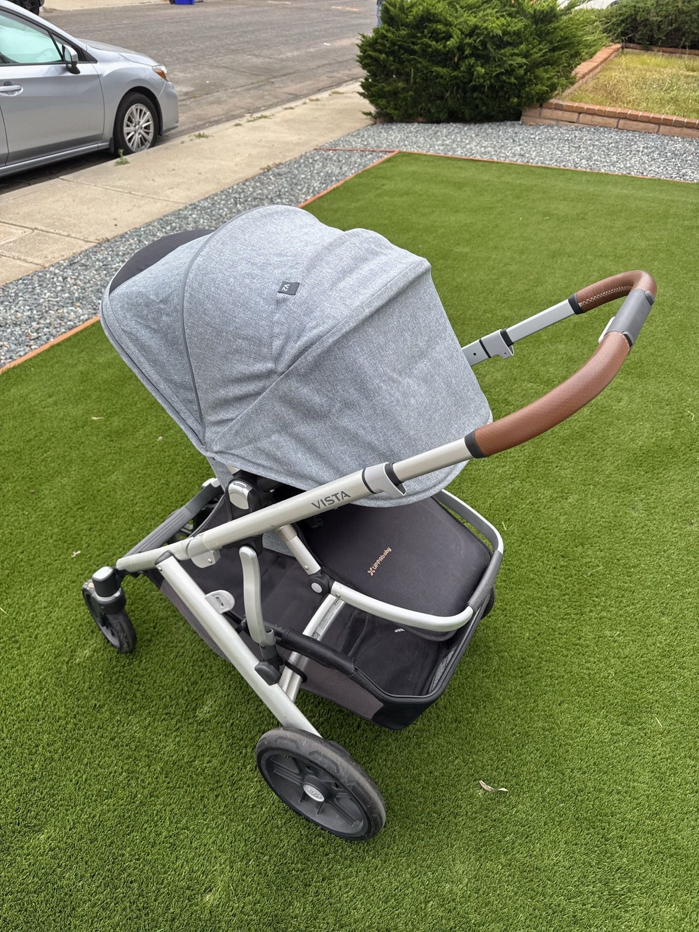 UPPAbaby Vista V2 Stroller 2023 Excellent Condition