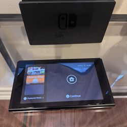 Nintendo switch, Games And Controller Bundle