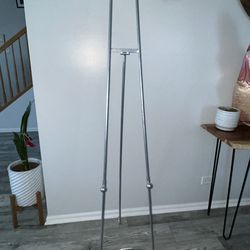 Heavy Duty Metal Easel Silver Stand