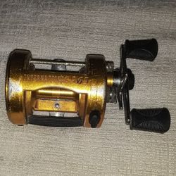 Penn International 965 Bait Casting Reel