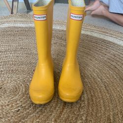 Rain boots