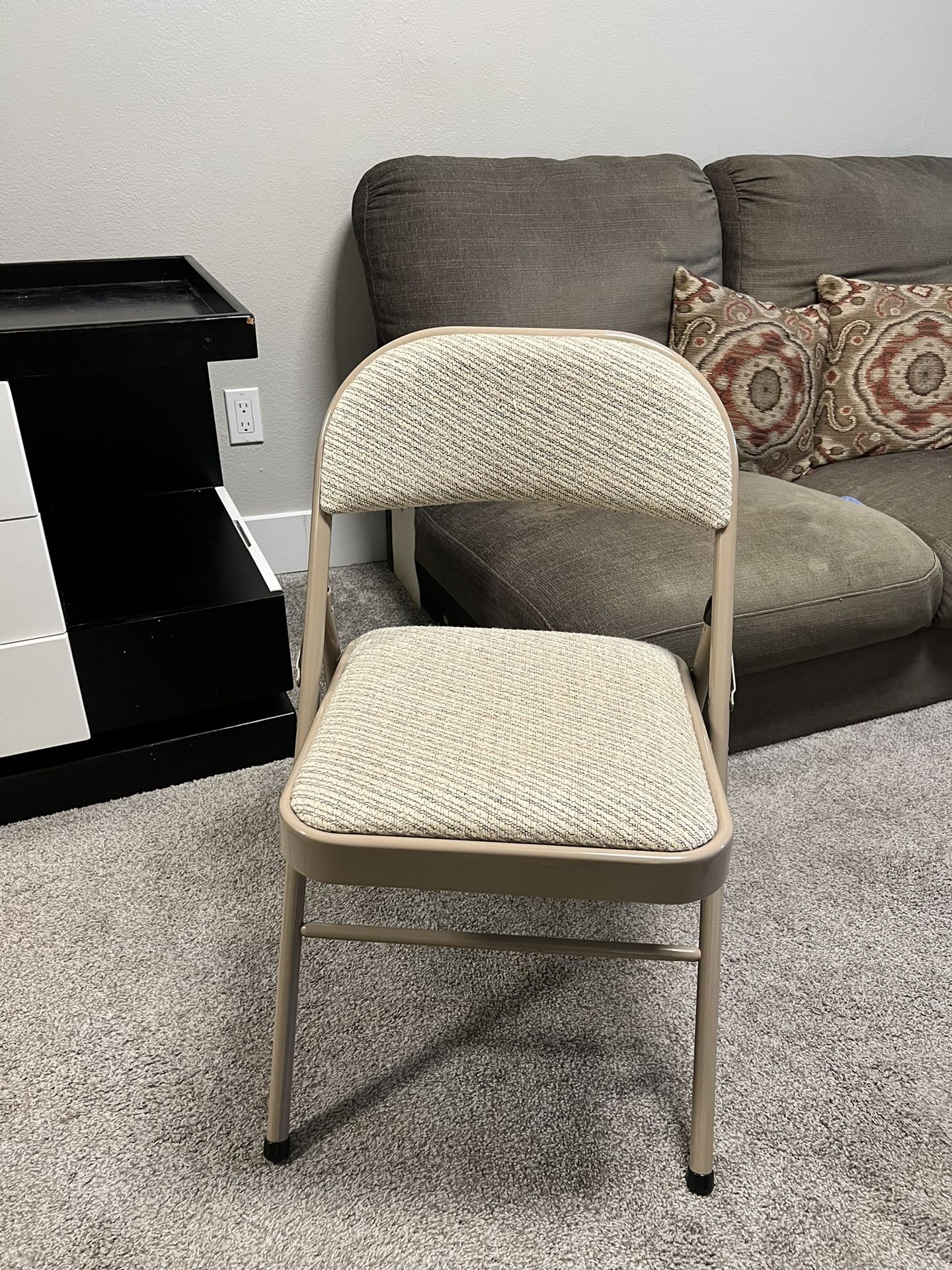 Free Chair