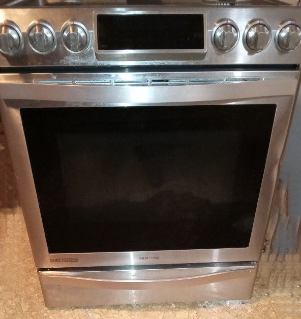 GAS Oven Great Condition! $232