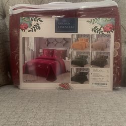Burgandy Quilt Set Queen Size