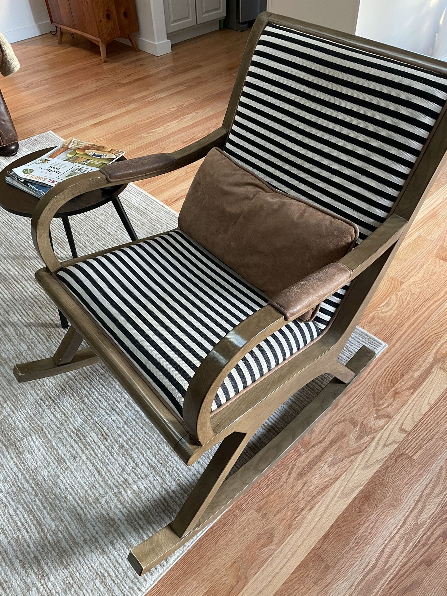 Land Of Nod (Crate And Kids) Rocker Great Condition