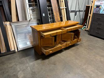 Wooden 6-Drawer Dresser