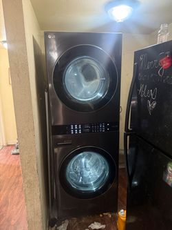 LG Washer and Dryer Combo