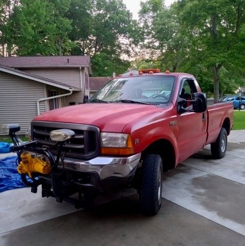 2001 Ford F250 Super Duty With Plow And Other Features