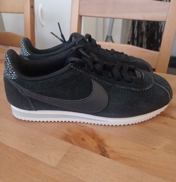 Nike Cortez Premium 2018 Black Gray Suede Leather