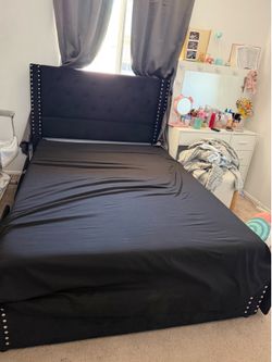 Full bed frame
