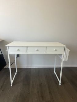 White computer desk