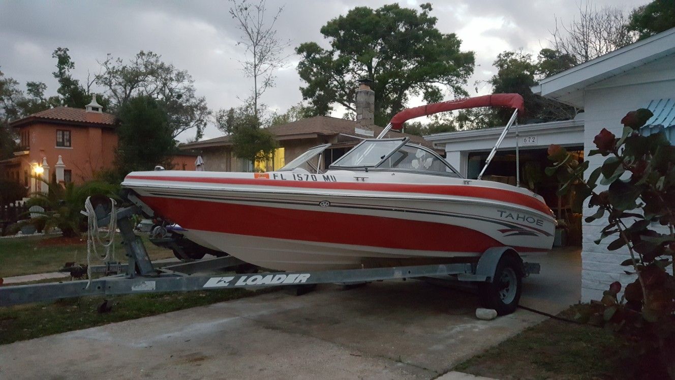 2005 TAHOE Q4 FISH AND SKI BOAT ** 19 FT MERCRUISER