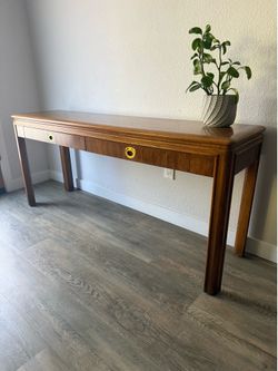 SUPERIOR Console Table - Sofa table - Drexel - two drawers - delivery available