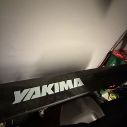Yakima Mega warrior With Net