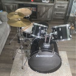 Ludwig BackBeat Complete Drum Set With Hardware/Cymbals/Black Sparkle