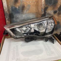 TOYOTA 4RUNNER LEFT LH DRIVER SIDE HALOGEN HEADLIGHT ASSEMBLY OEM 5TH GEN 14-20