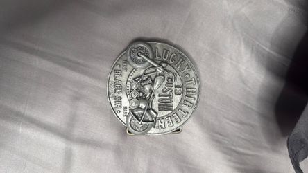 Belt buckle
