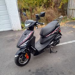 2024 SCOOTER 150 cc SUPER STRONG