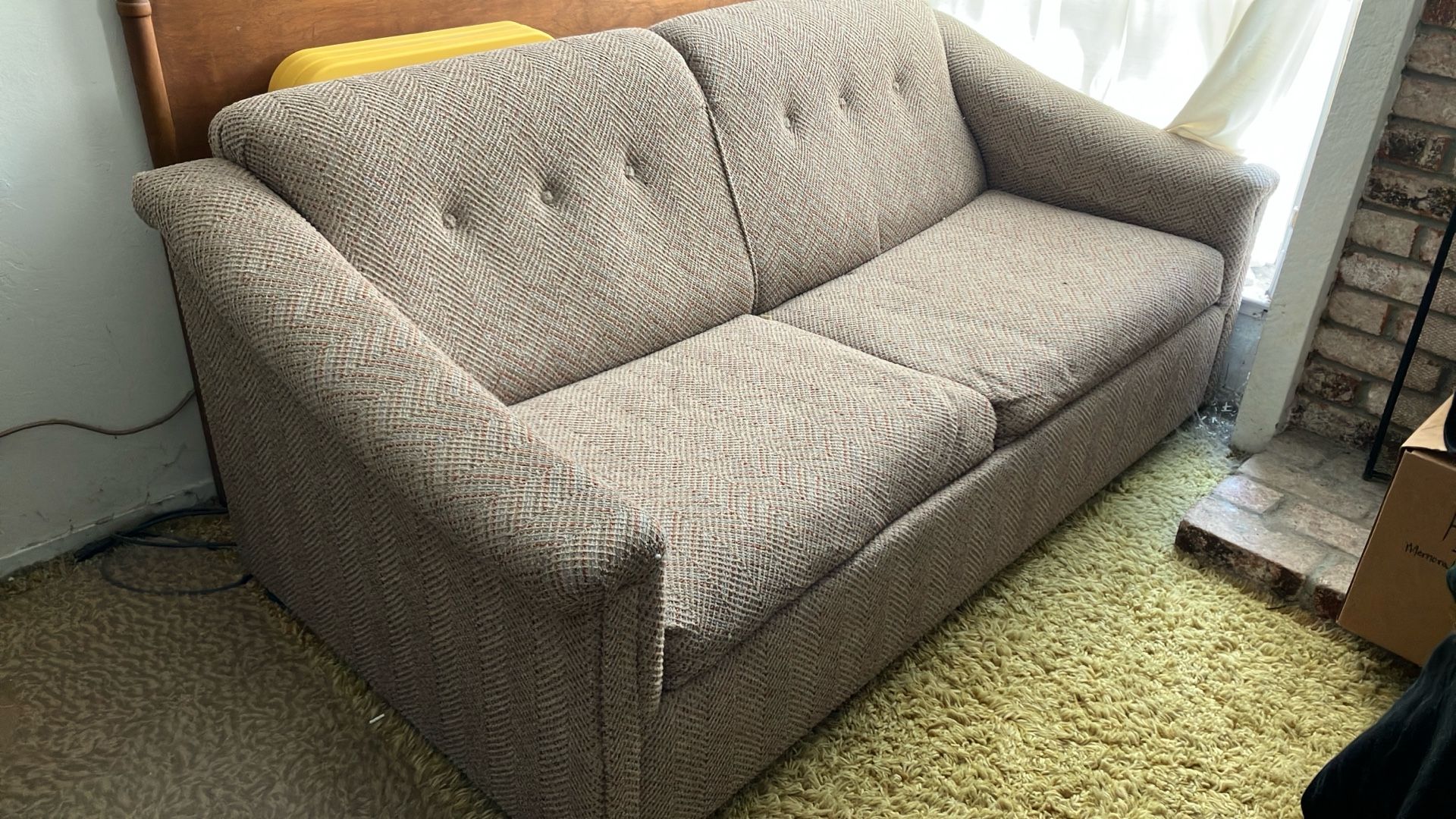 Free Sofa/Sofa bed