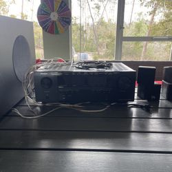 Wired Surround Sound Receiver With Subwoofer and Speakers 