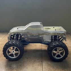 Traxxas Nitro TMAXX Roller