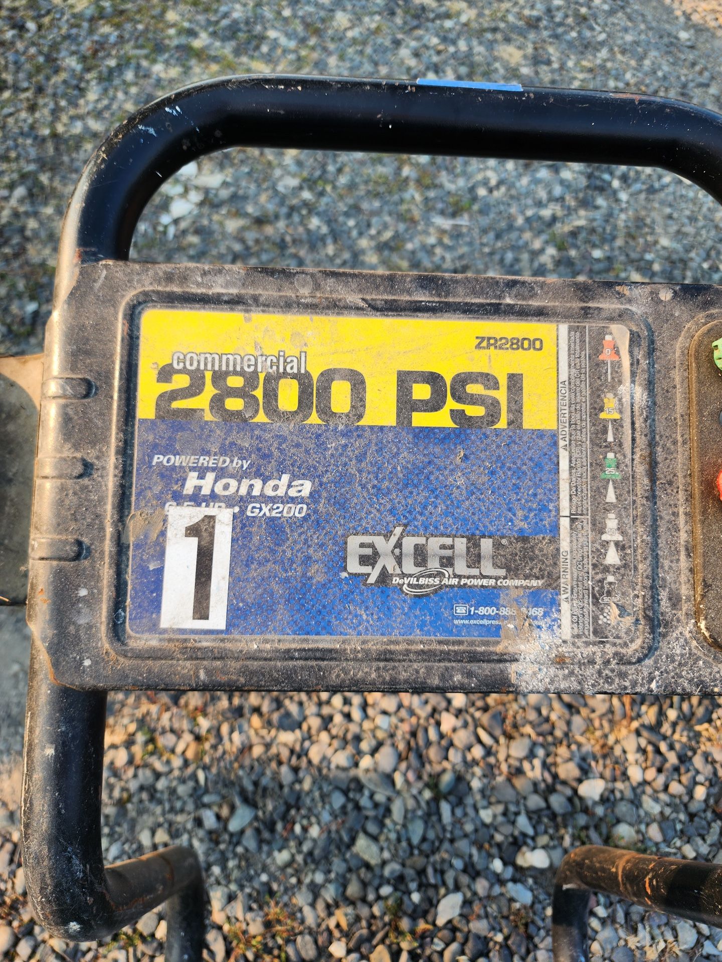 Pressure Washer Commercial 2800 PSI - powered by Honda Gx200