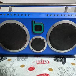 Bluetooth speaker ( BUMPBOXX )