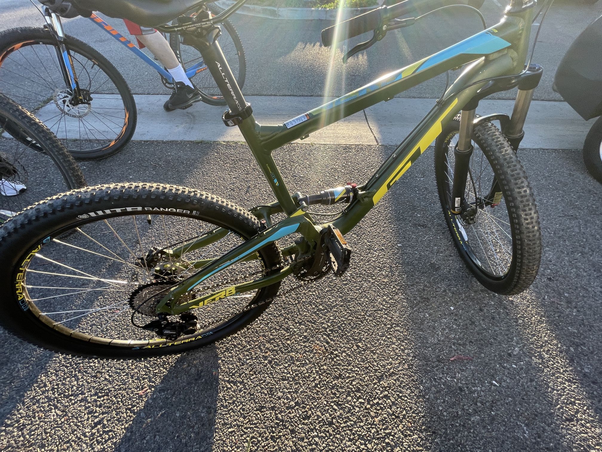 GT Verb 2019 - Mountain bike - Full Suspension for Sale in