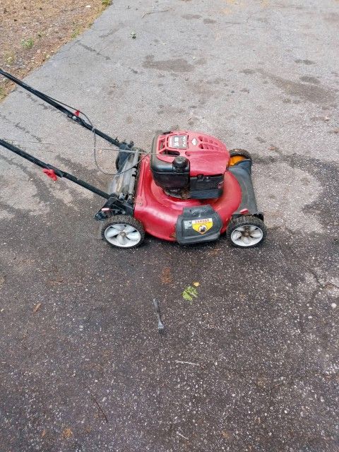 WANTED Broken Lawnmowers Push Mowers Or RIDING Mower Any Thing with a Motor