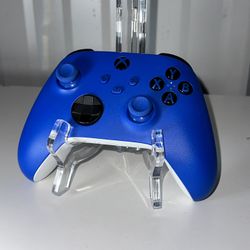 Xbox One Controller Blue LIKE NEW With OEM Rechargeable Battery 