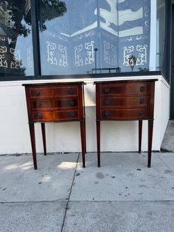 Vintage Pair of Solid Wood Nightstands / Accent Tables