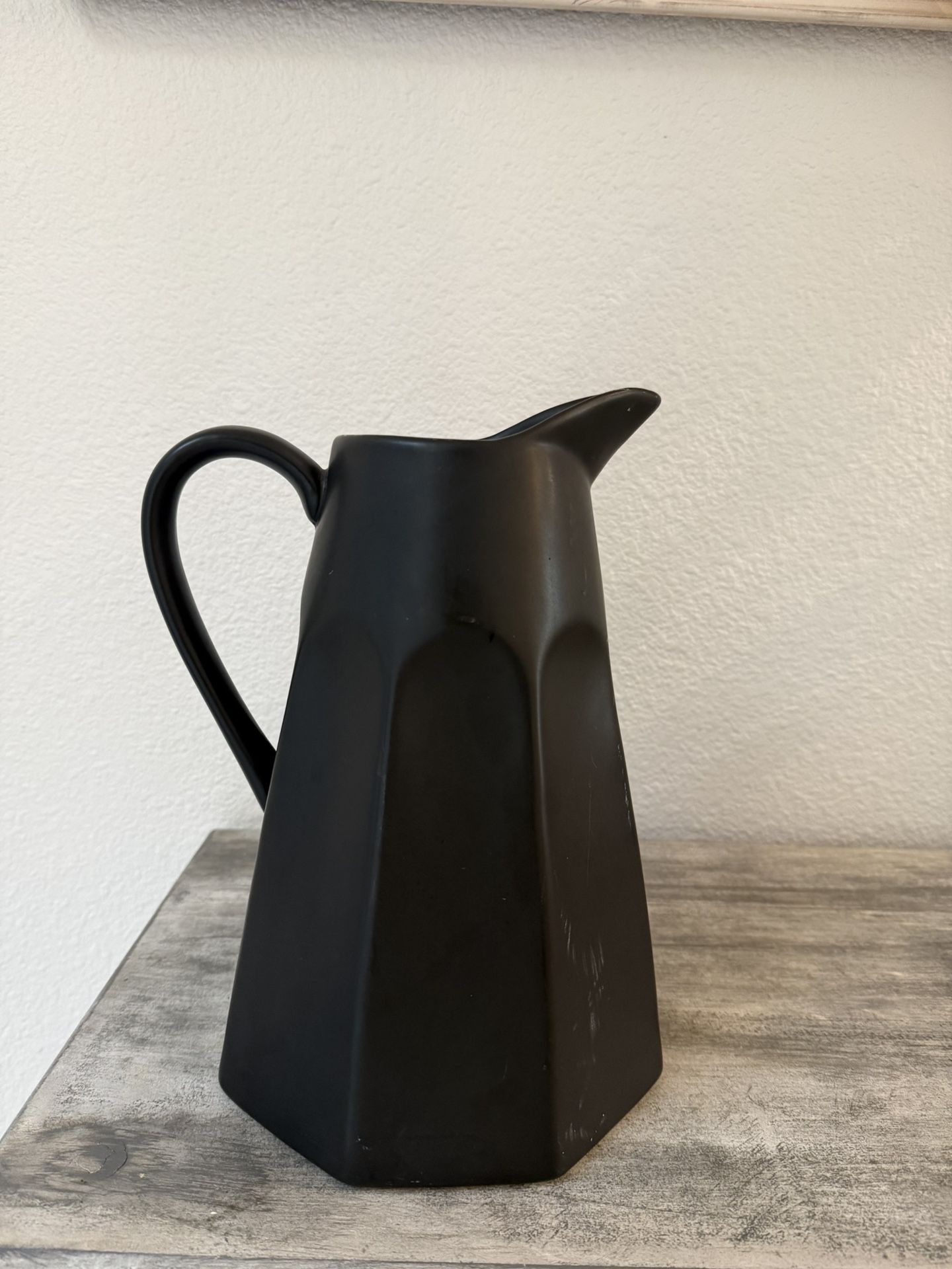 Crofton Farmhouse Pitcher