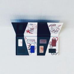 MAC Eyeshadow X 8: Cruella To Be Kind