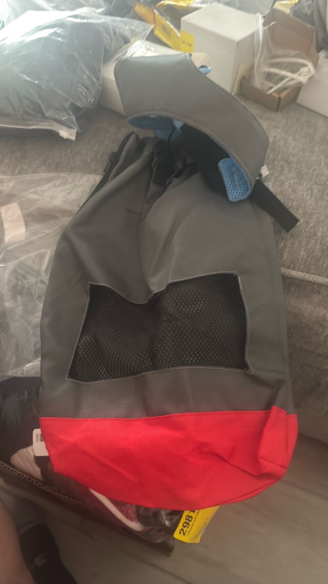 Small carry bag for dog or cat