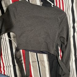 gray cropped long sleeve 