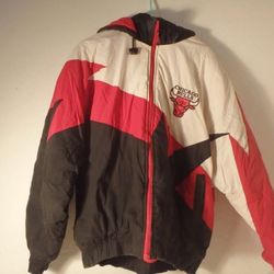 VINTAGE Chicago Bulls Fans Gear Hooded Nylon Jacket XL Shark Tooth