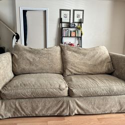Vintage Sofa (Delivery Available)