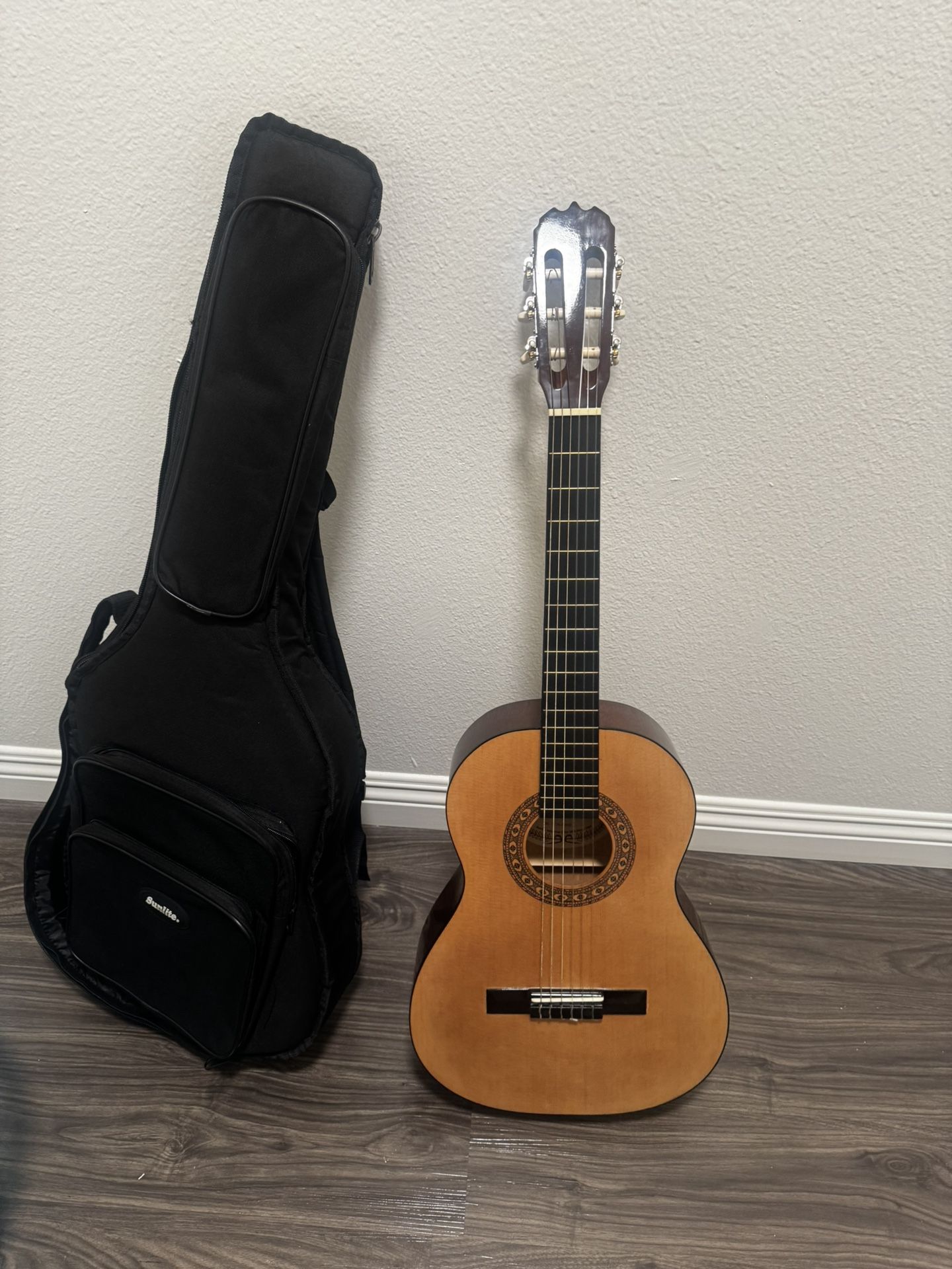 SUNLITE HANDCRAFTED GUITAR
