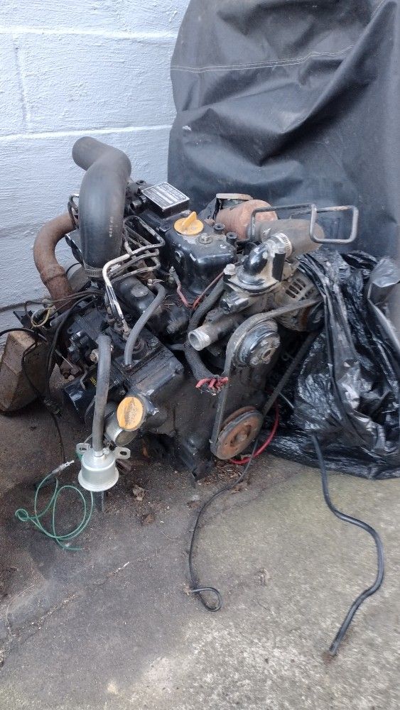 JOHN DEERE 3 CYLINDER ( YANMAR) Complete Engine