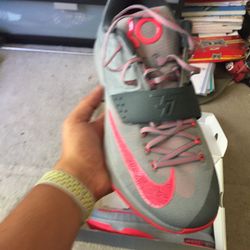 KD VII size 13 like new