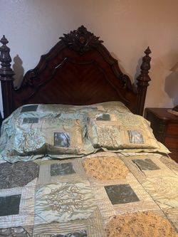 Bedroom set